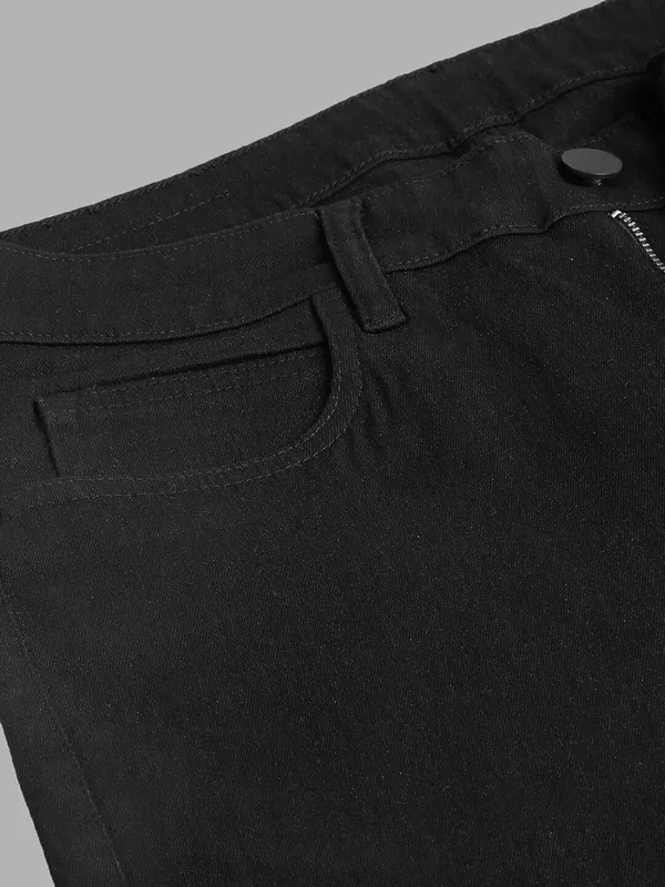 Black_Cotton_Blend_Slim_Mid_Rise_Jeans_For_Men