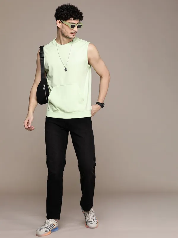 Black_Cotton_Blend_Slim_Low_Rise_Jeans_For_Men