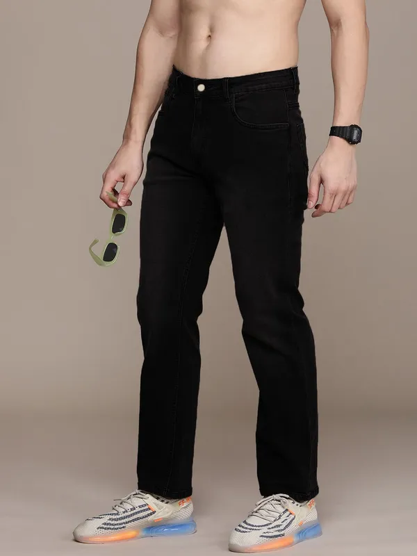 Black_Cotton_Blend_Slim_Low_Rise_Jeans_For_Men