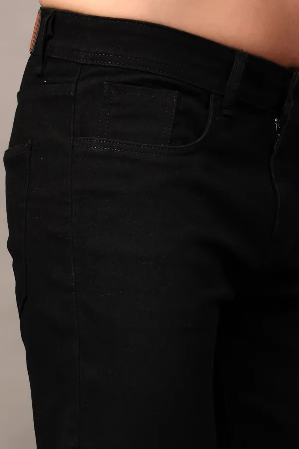 Blue_Cotton_Blend_Relaxed_Fit_Mid_Rise_Jeans_For_Men