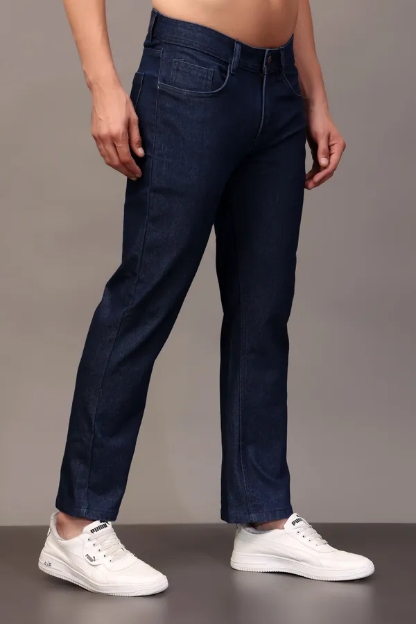 Blue_Cotton_Blend_Relaxed_Fit_Mid_Rise_Jeans_For_Men