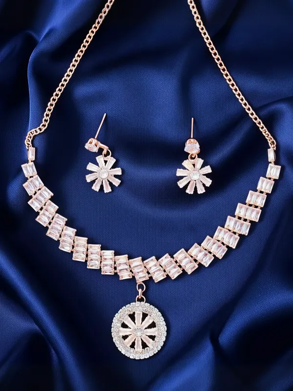 Golden__Alloy_Anti_Tarnish_Floral_Pendant_Set