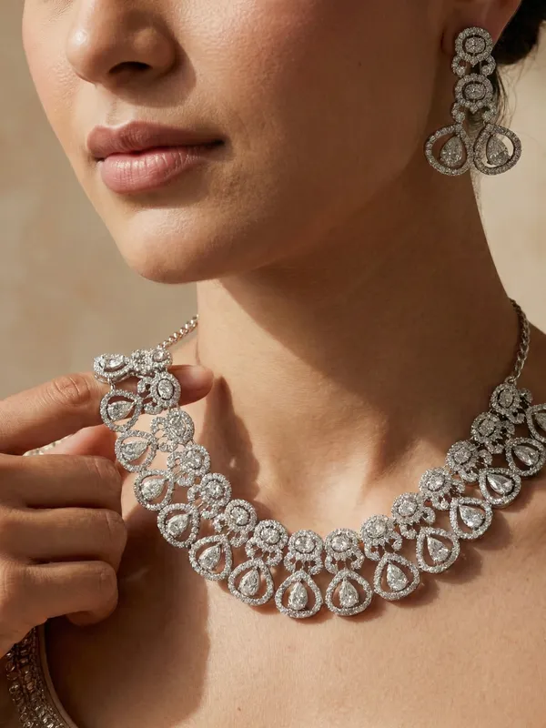 Silver_Alloy_Anti_Tarnish_Regal_Kundan_Bridal_Necklace_Set