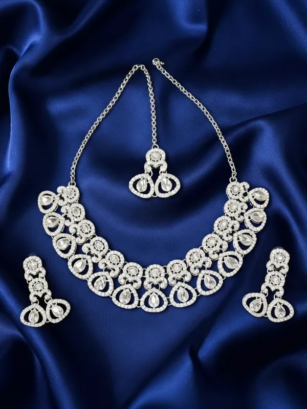 Silver_Alloy_Anti_Tarnish_Regal_Kundan_Bridal_Necklace_Set