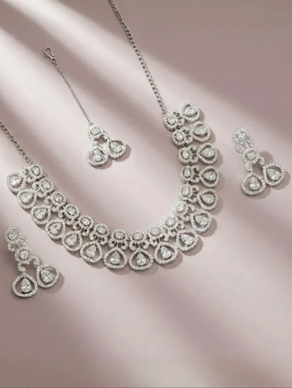 Silver_Alloy_Anti_Tarnish_Regal_Kundan_Bridal_Necklace_Set