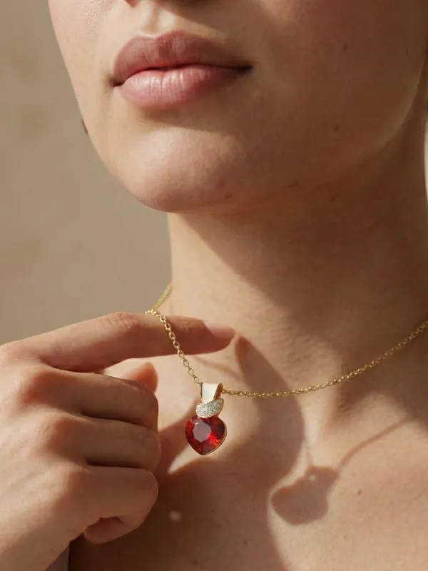 Red_Ad_Metal_Dainty_Rose_Pendant_Necklace