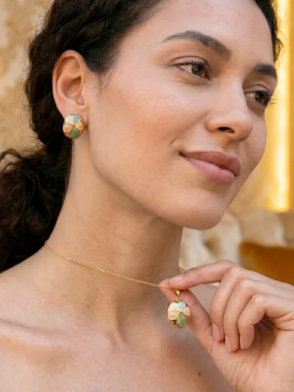 Green_Ad_Metal_Flower_Clover_Pendant_Set