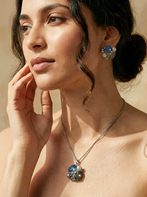 Blue_And_Black_Metal_Azure_Shell_Drop_Pendant