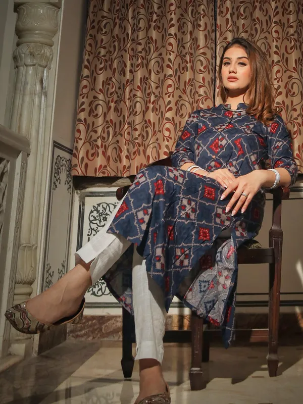 Multicolor_A-Line_Printed_Rayon_Kurta_For_Women