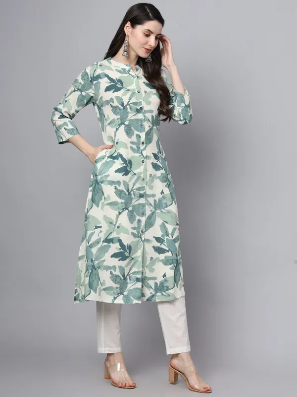 A-Line_White_Rayon_Kurta_For_Women