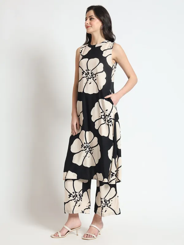 Black_Floral_Print_Rayon_Sleeveless_Co-Ord_Set_For_Women