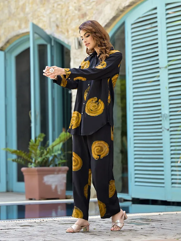 Black_&_Brown_Handblock_Straight_Muslin_Co-Ord_Set_For_For_Women