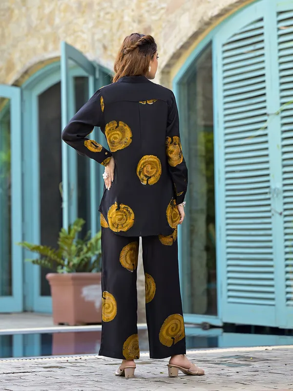 Black_&_Brown_Handblock_Straight_Muslin_Co-Ord_Set_For_For_Women
