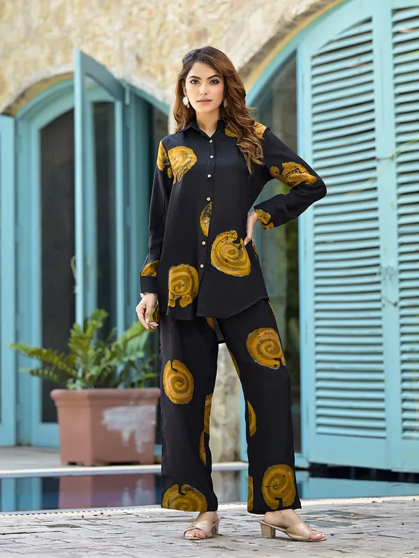 Black_&_Brown_Handblock_Straight_Muslin_Co-Ord_Set_For_For_Women