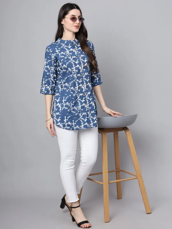 Blue_Cotton_A-Line_Top_For_Women