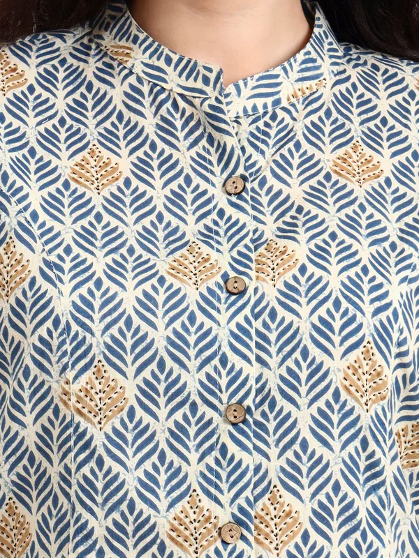 Blue_Geometric_Printed_Cotton_Top_For_Women
