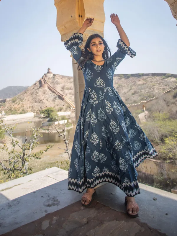 Blue_Long_Cotton_Anarkali_For_Women