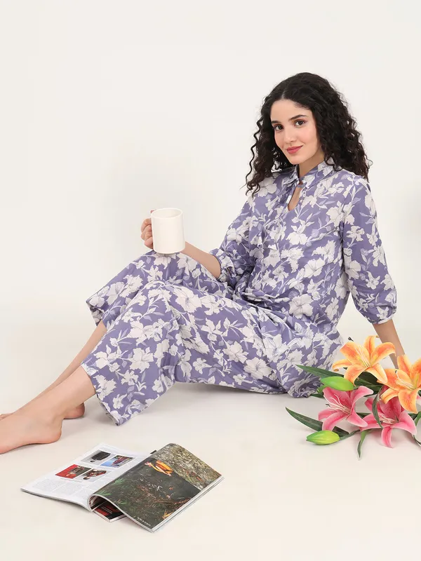 Blue_Cotton_Night_Suit_With_A_Collared_Shirt_For_Women