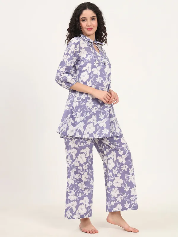 Blue_Cotton_Night_Suit_With_A_Collared_Shirt_For_Women
