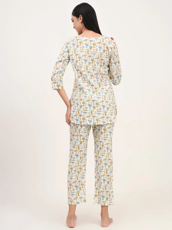 Cream_Cotton_Printed_Night_Suit_Set_For_Women