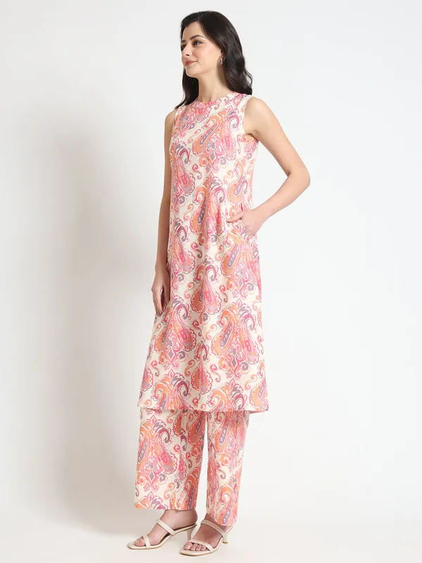 Cream_Floral_Print_Rayon_Fabric_Co-Ord_Set_For_Women