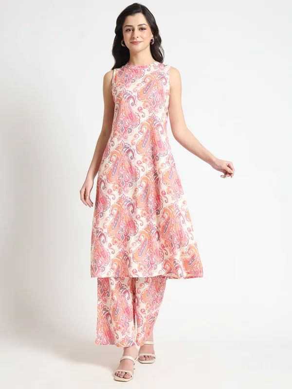 Cream_Floral_Print_Rayon_Fabric_Co-Ord_Set_For_Women