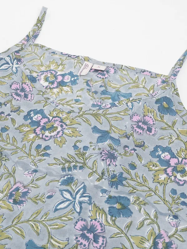 Floral_Printed_Sleeveless_Pure_Cotton_Short_Night_Suit_For_Women