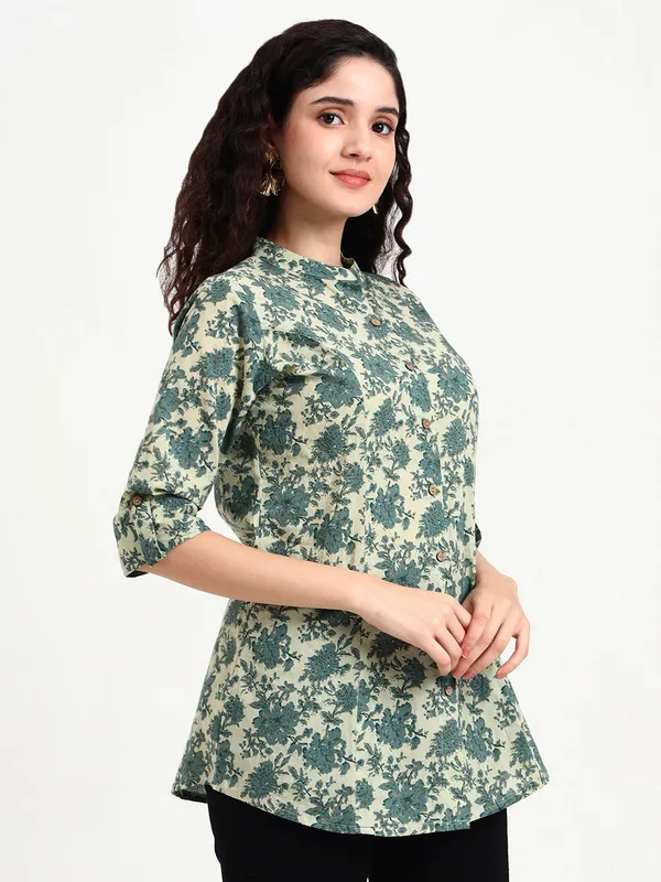 Green_Floral_Print_Cotton_Top_For_Women