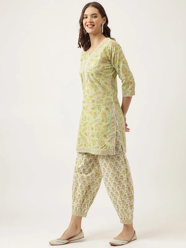 Green_Floral_Printed_Cotton_Straight_Short_Kurta,_Trousers_With_Dupatta_Set_For_Women