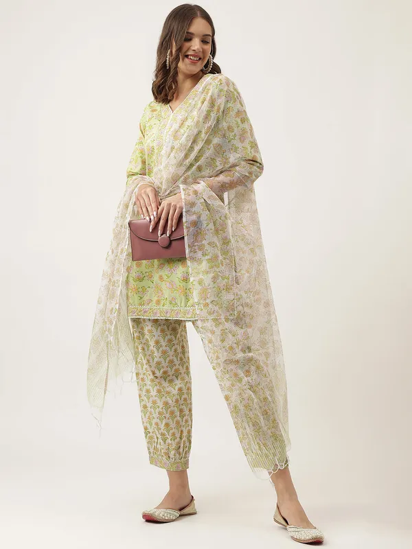 Green_Floral_Printed_Cotton_Straight_Short_Kurta,_Trousers_With_Dupatta_Set_For_Women