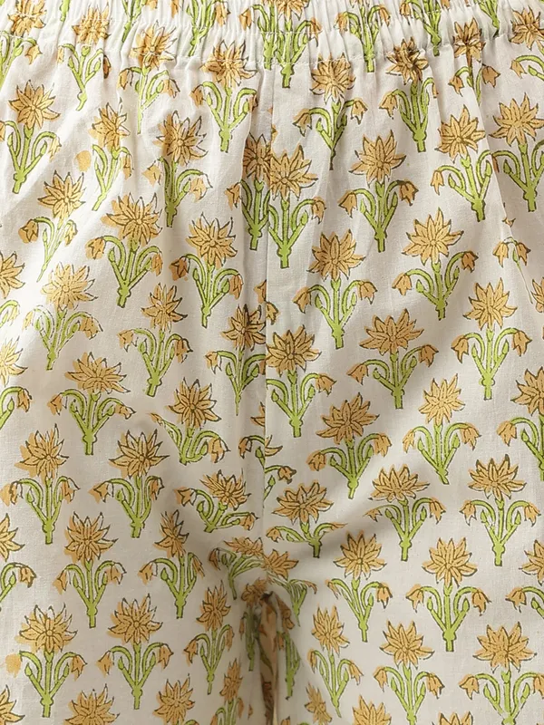Green_Floral_Printed_Cotton_Straight_Short_Kurta,_Trousers_With_Dupatta_Set_For_Women