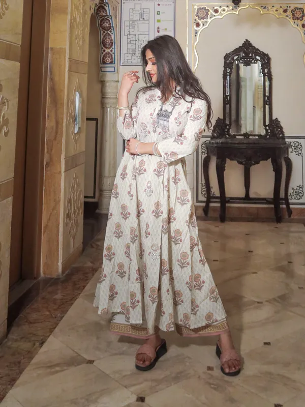 Ivory_White_Self_Print_Cotton_Kurti_With_Palazzo_Set_For_Women