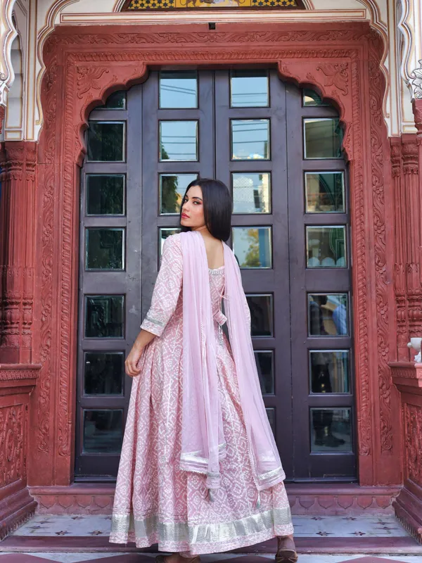 Light_Pink_Cotton_Anarkali_Kurta_Pant_Set_With_Net_Dupatta_For_Women