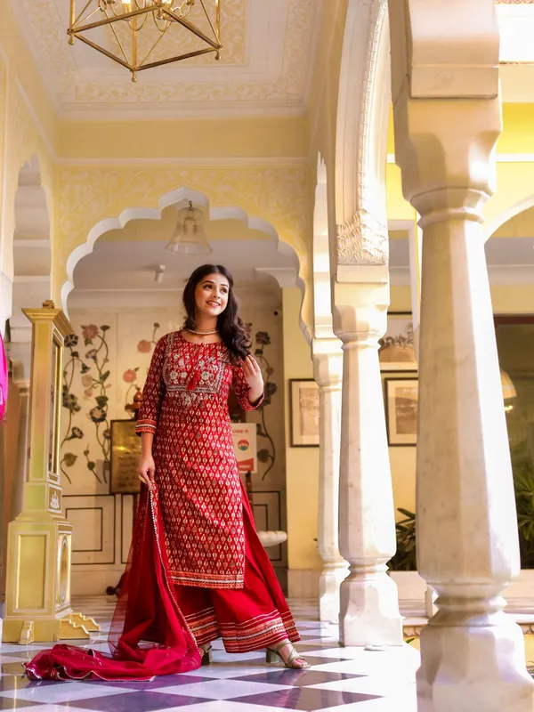 Maroon_Cotton_Kurta_Palazzo_Set_With_Net_Dupatta_For_Women