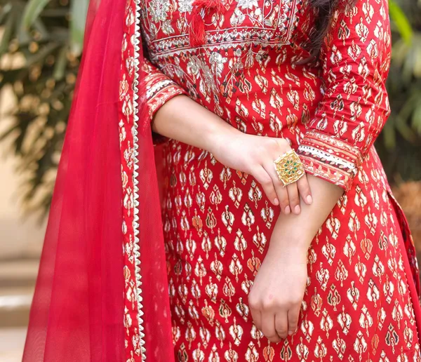 Maroon_Cotton_Kurta_Palazzo_Set_With_Net_Dupatta_For_Women