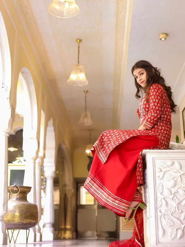Maroon_Cotton_Kurta_Palazzo_Set_With_Net_Dupatta_For_Women