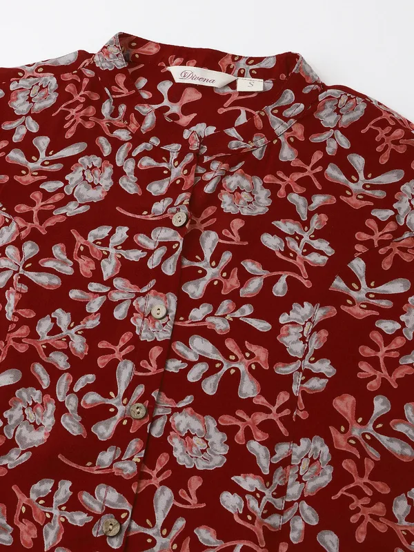 Maroon_Floral_Print_Rayon_Regular_Top_For_Women