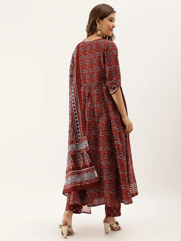 Maroon_Floral_Printed_Cotton_Anarkali_Kurta_Set_With_Dupatta_For_Women