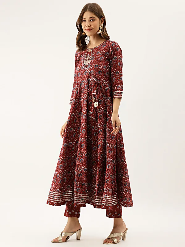 Maroon_Floral_Printed_Cotton_Anarkali_Kurta_Set_With_Dupatta_For_Women