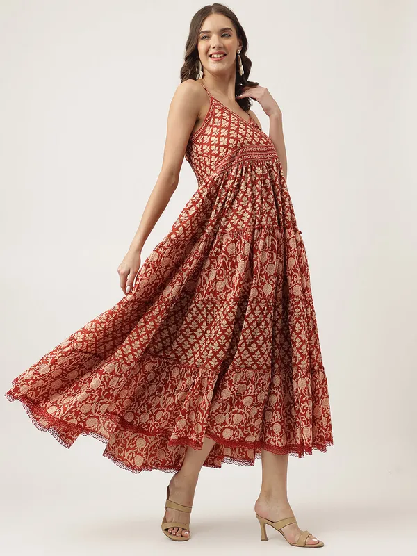Maroon_Floral_Printed_Cotton_Tiered_Dress_With_Smoking_Back_For_Women