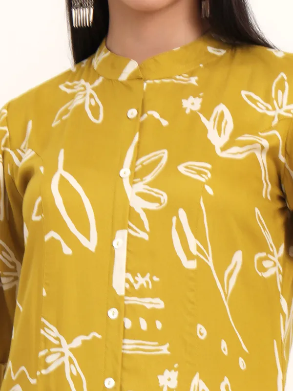Mustard_Abstract_Rayon_A-Line_Kurta_For_Women