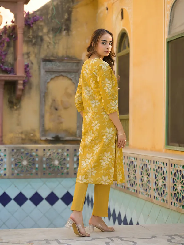 Mustard_Floral_Print_Cotton_Straight_Fit_Kurta_Pant_With_Dupatta_For_Women