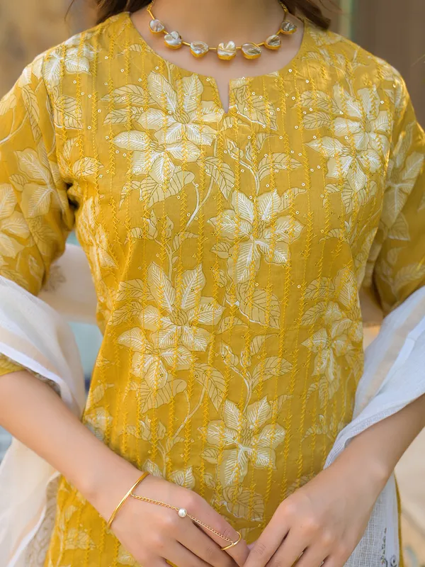 Mustard_Floral_Print_Cotton_Straight_Fit_Kurta_Pant_With_Dupatta_For_Women