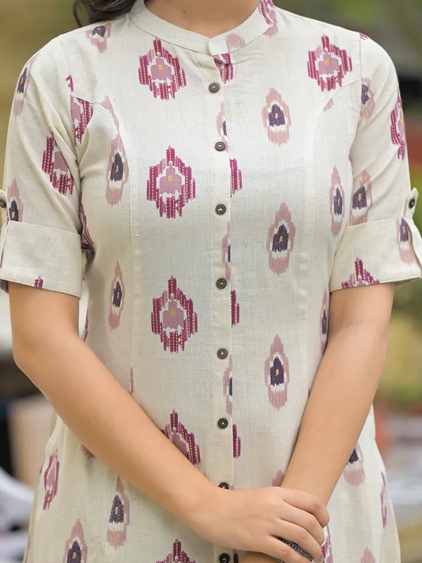 Off_White_Cotton_Printed_Kurta_Pant_Set_For_Women
