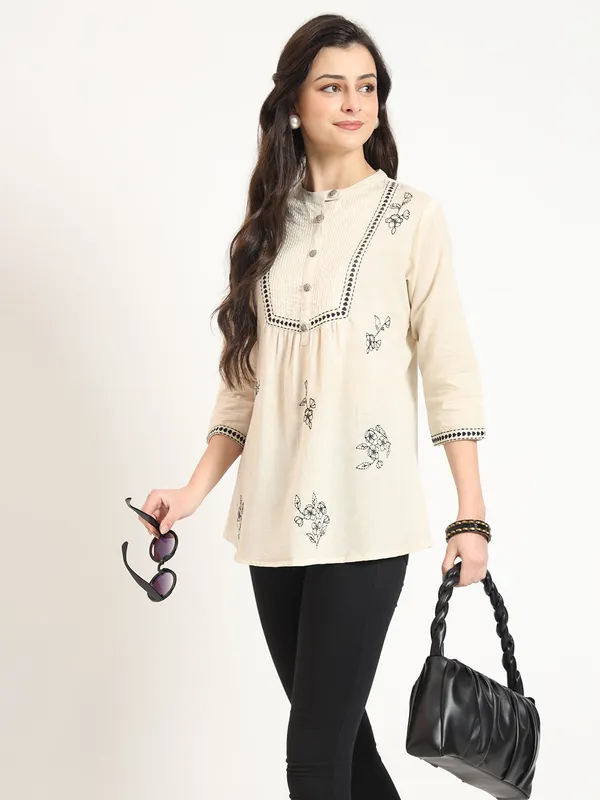 Off_White_Cotton_Round_Neck_Embroidery_Top_For_Women