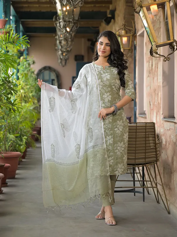 Olive_Green_Cotton_Kurta_Pant_With_Dupatta_For_Women