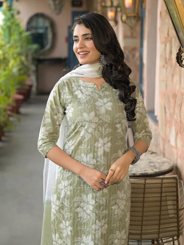 Olive_Green_Cotton_Kurta_Pant_With_Dupatta_For_Women