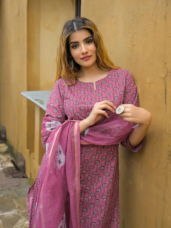 Pink_Embroidered_Cotton_Straight_Kurta_Pant_Set_With_Dupatta_For_Women