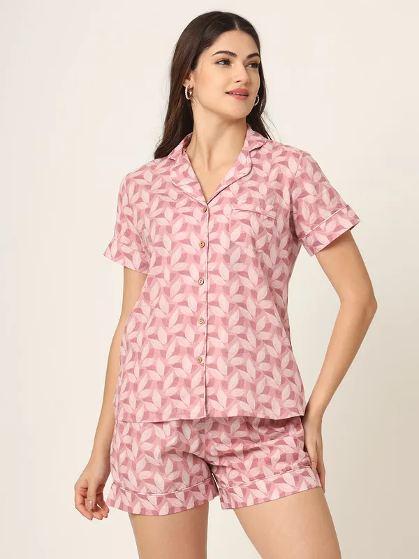 Pink_Printed_Pure_Cotton_Regular_Night_Suit_For_Women