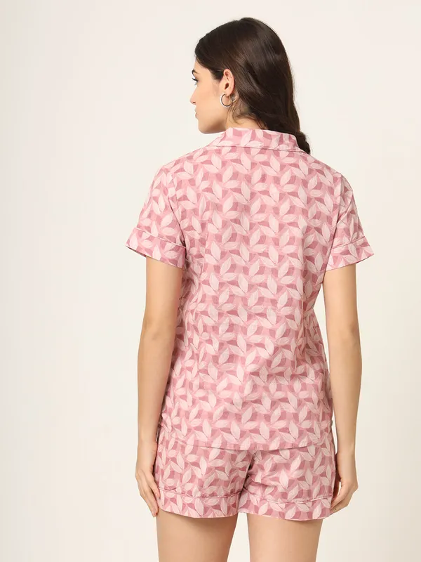 Pink_Printed_Pure_Cotton_Regular_Night_Suit_For_Women